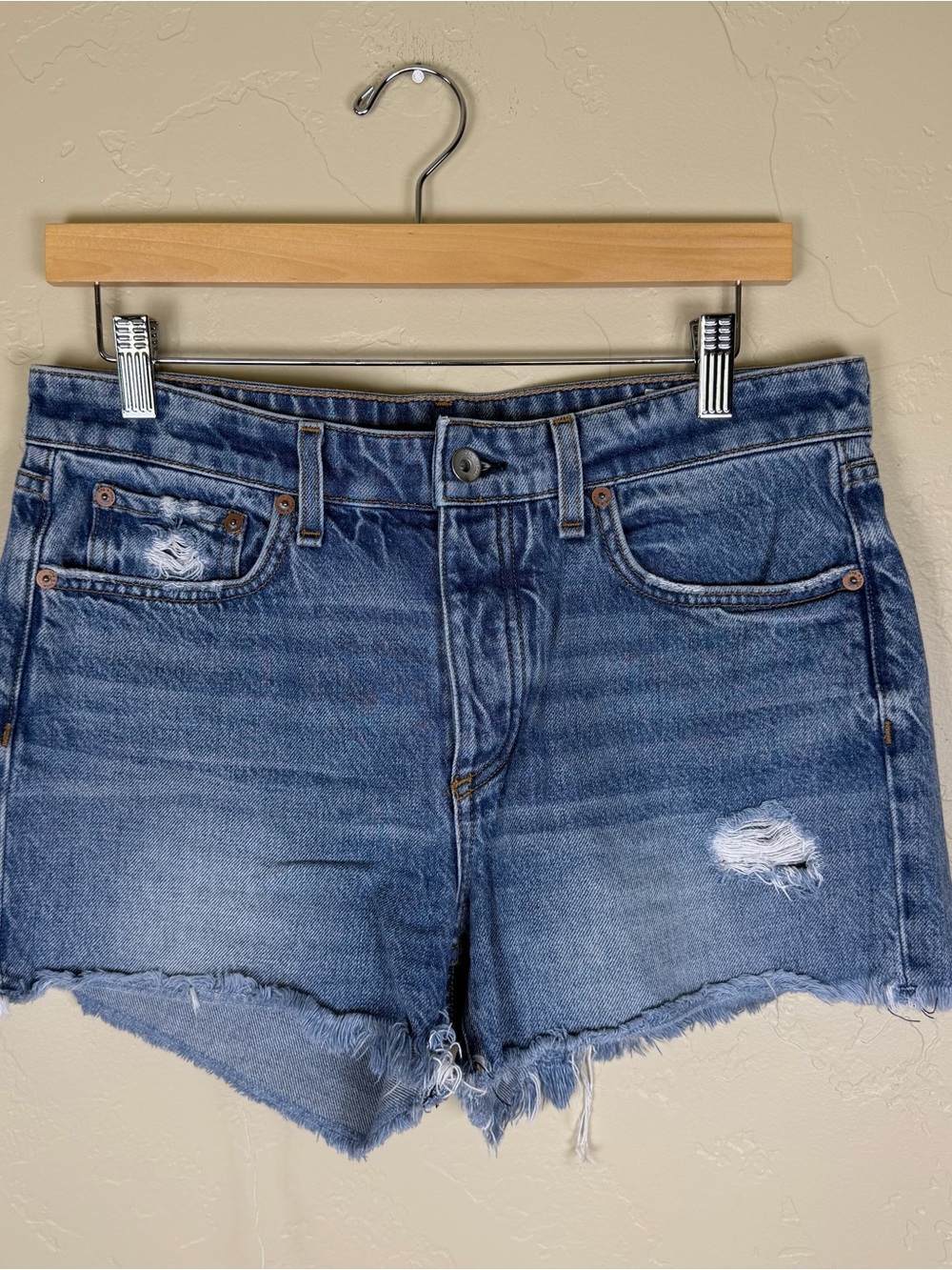 Rag & Bone Women’s Dre Low Rise Blue Distressed Denim Shorts Size 27 - Picture 3 of 8